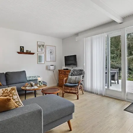 Beautiful In Aakirkeby With Wifi *